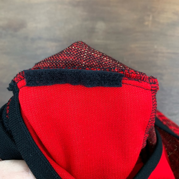 Vintage Preppy 80s/90s Red Black Gold Two in One Sweater Large - Picture 13 of 13